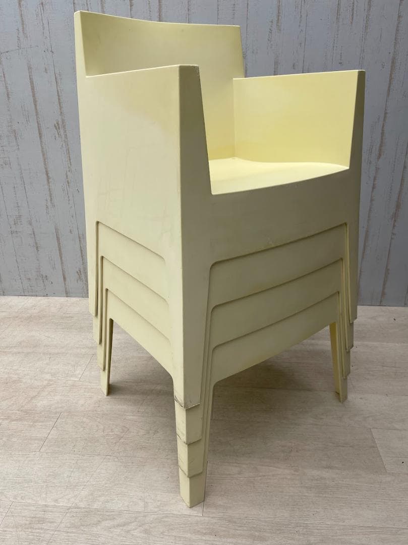 ドリアデ トイチェア アイボリー 4脚 まとめて スタッキングチェア イタリア製