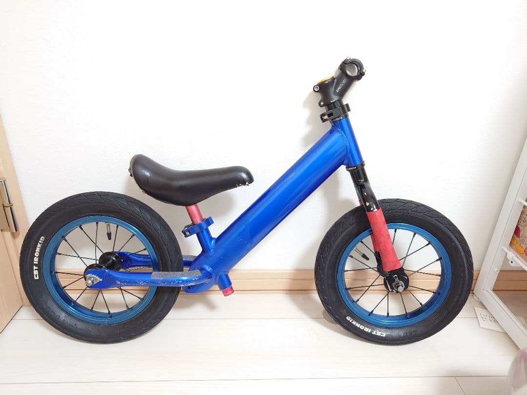 ストライダープロ　カスタム　完成者　ストライダー　フレーム