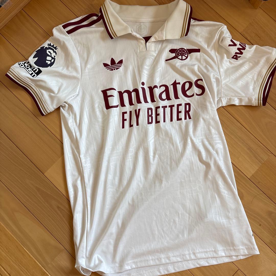 アーセナルユニフォームエゼ