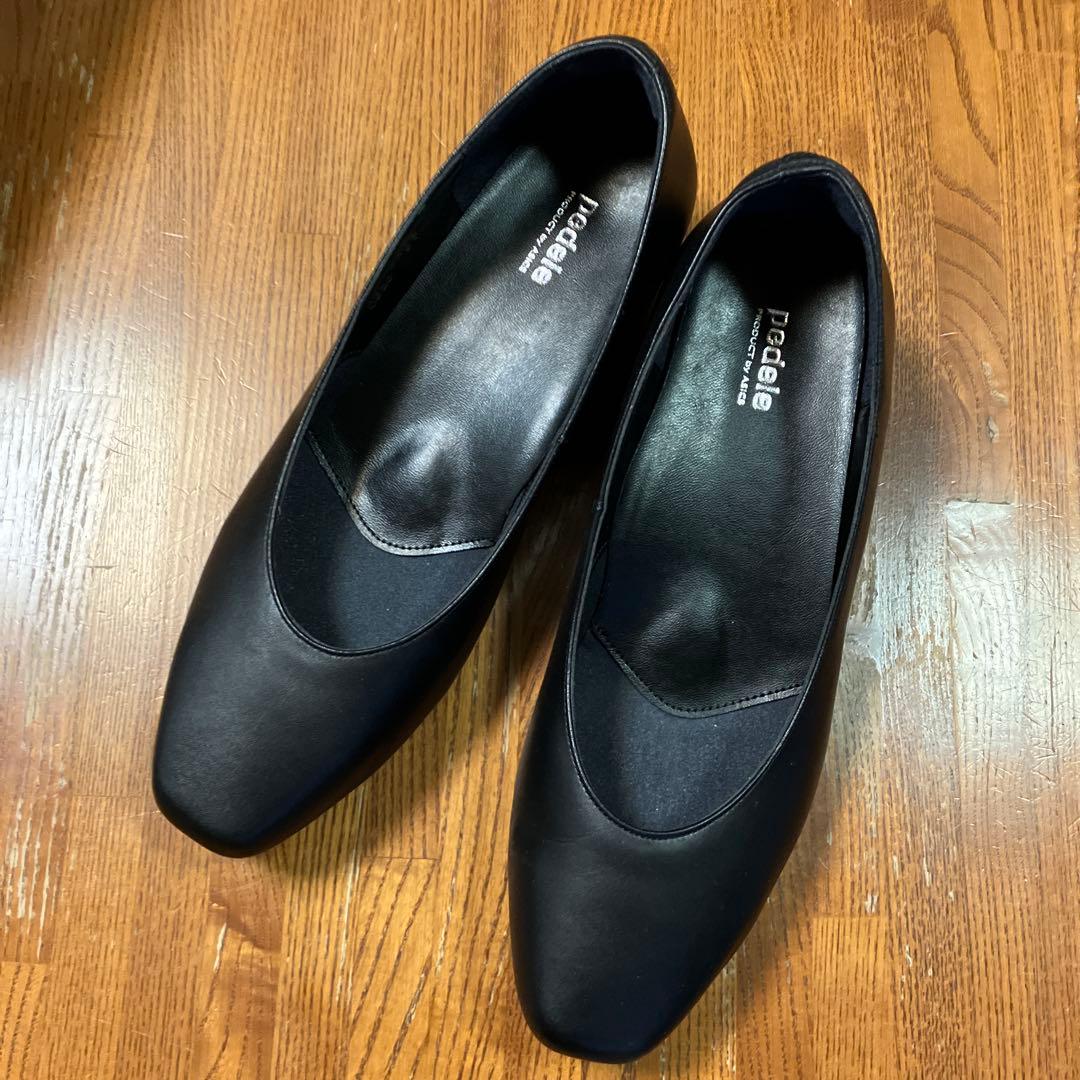 ペダラ 低ヒールパンプス 24cm EEEE