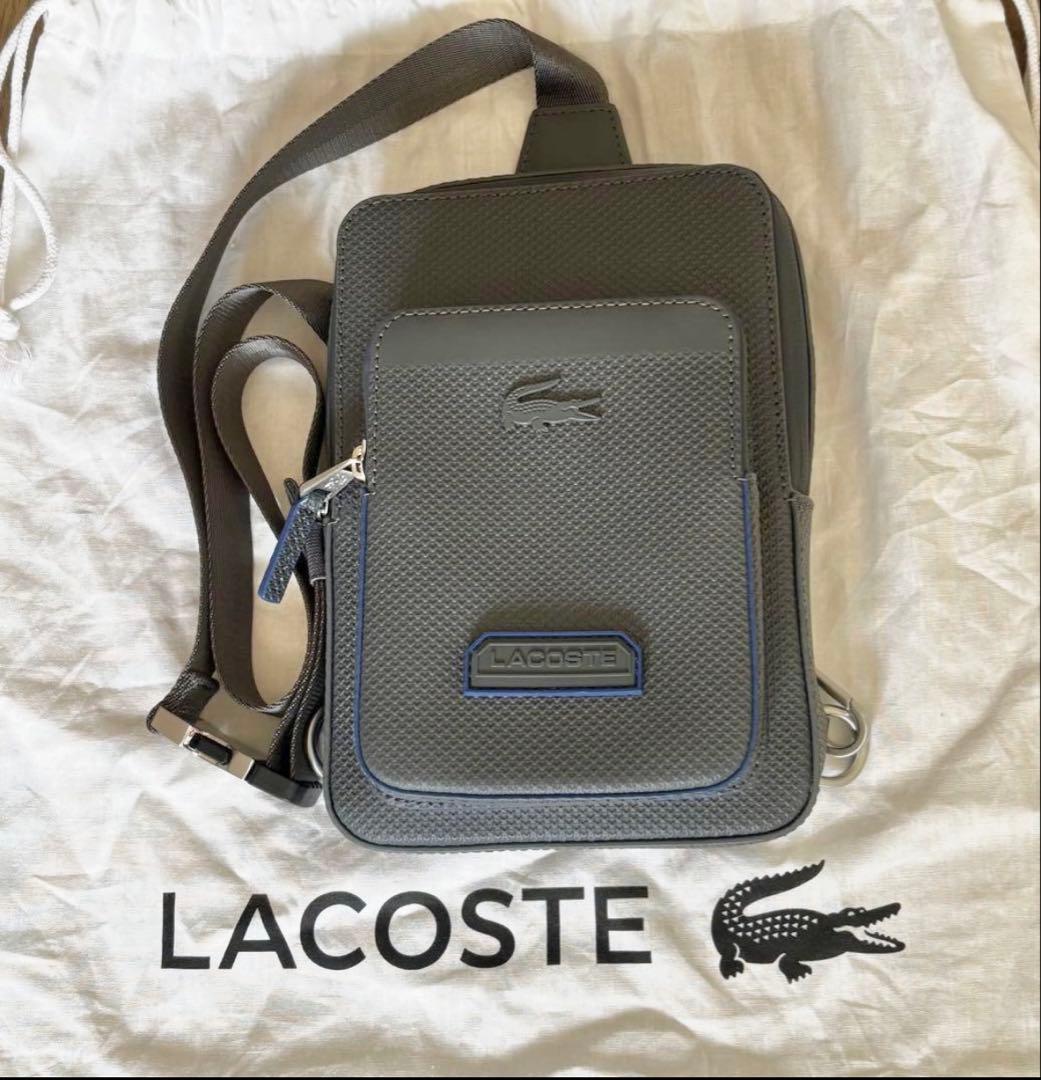 【極美品】ラコステ　LACOSTE 斜めがけ　ボディーバッグ　ショルダーバッグ