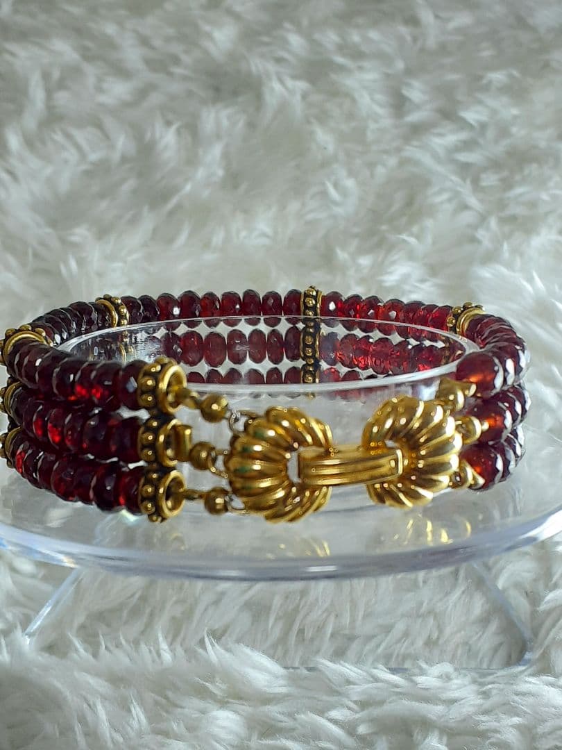 天然石　ボタンカット　ガーネット　ブレスレット