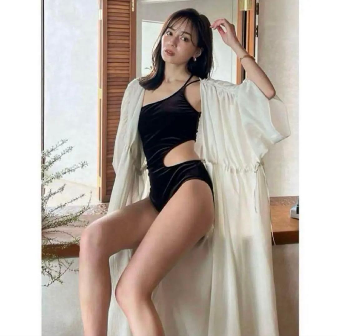 【美品】anuans サイドカットアウトベロアワンピース ブラウン