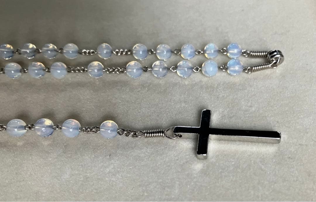 ロザリオネックレス　合成オパール　手編みロザリオ　長崎編み
