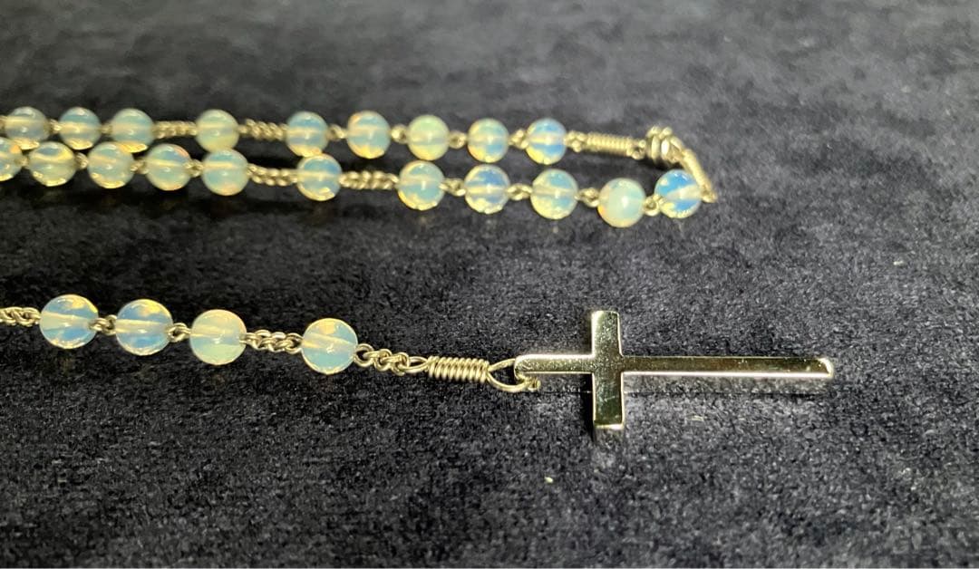 ロザリオネックレス　合成オパール　手編みロザリオ　長崎編み