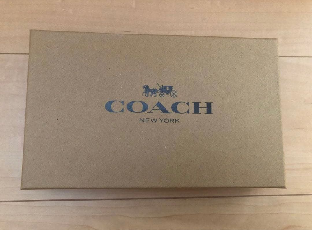 【新品未使用】COACH シグネチャー ゴールド リバーシブル レザー 箱付き