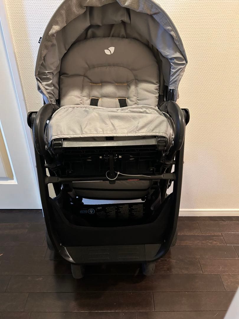 りんごです！Joie ベビーカー エヴァライトデュオ【カトージ】