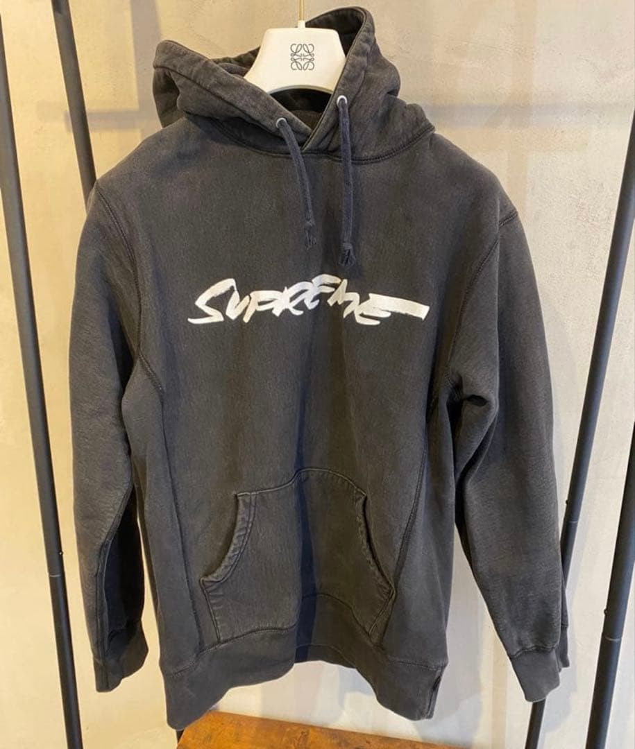 supreme バックプリントパーカー