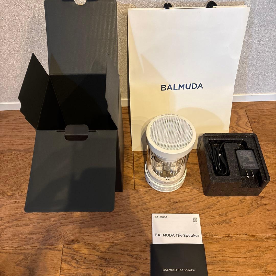 【ほぼ未使用】BALMUDA The Speaker ホワイト　箱付き