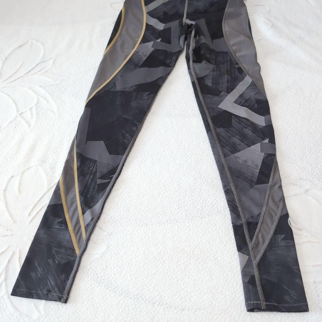 未使用デサント製 SKINS ダイナミック ロングスリーブ 上下M