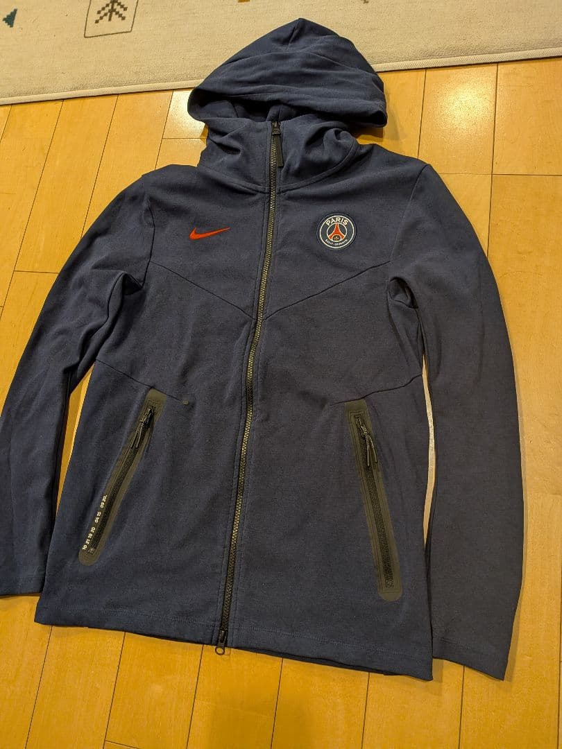 Nike パリ・サンジェルマン テックフリースパーカー