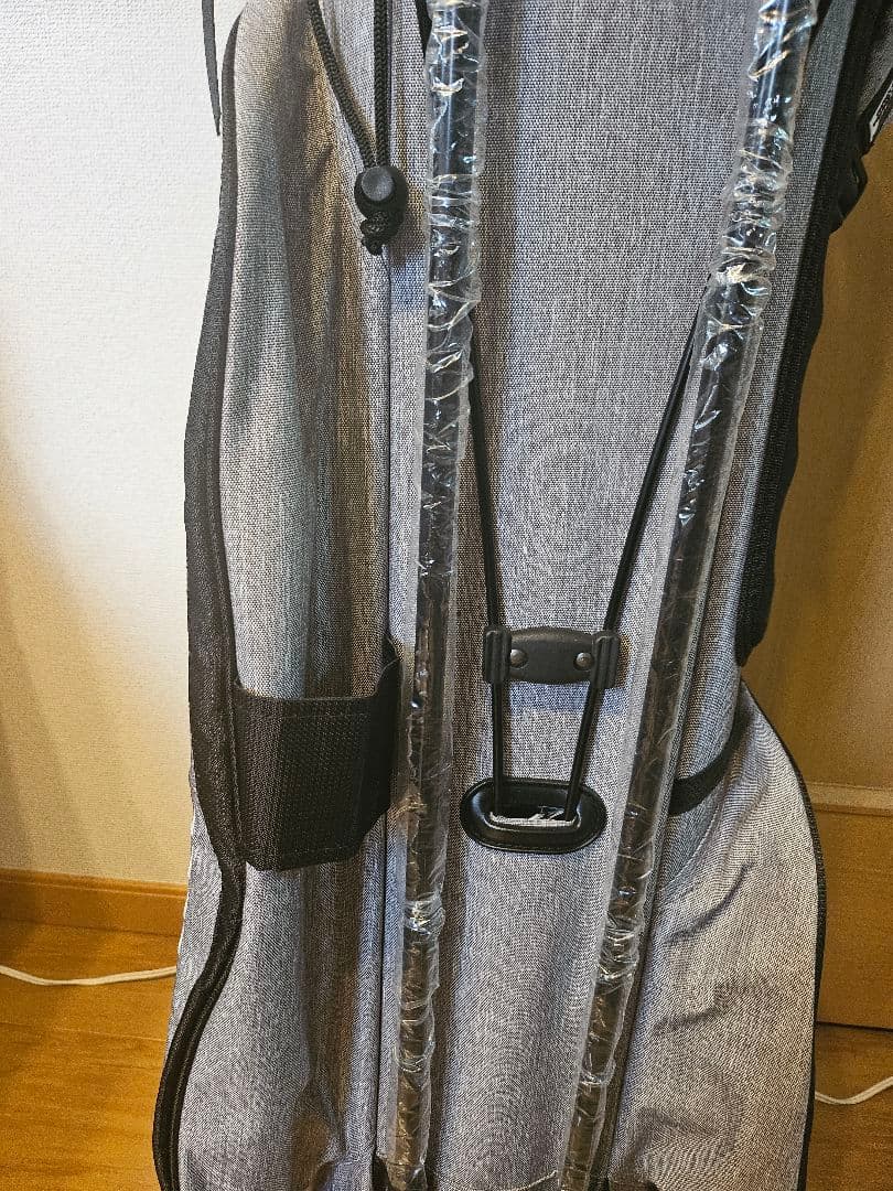 スタンド式ゴルフバッグ グレー・ブラック