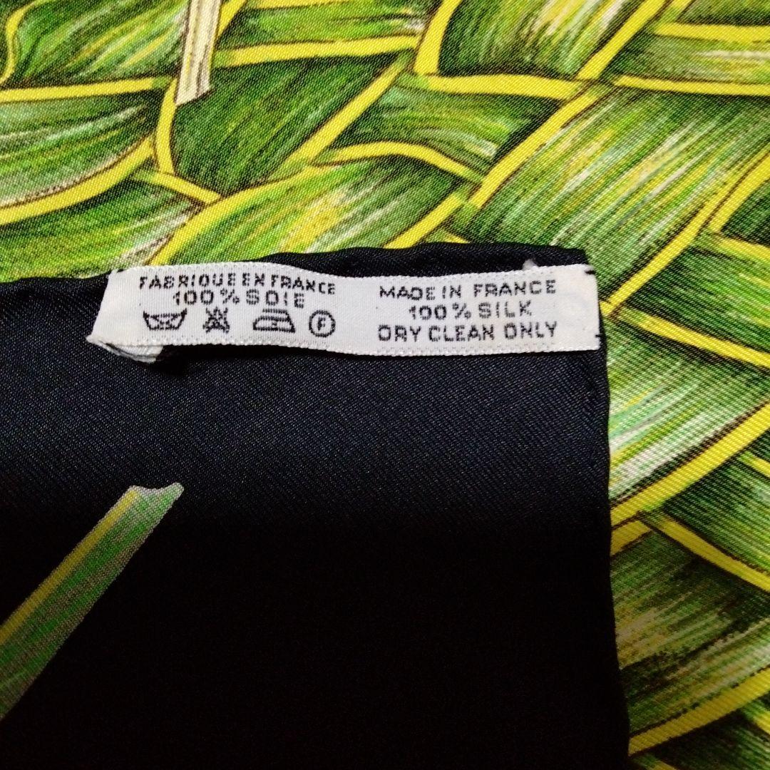 エルメス　スカーフ　カレ90 「クレオールの楽園」柄