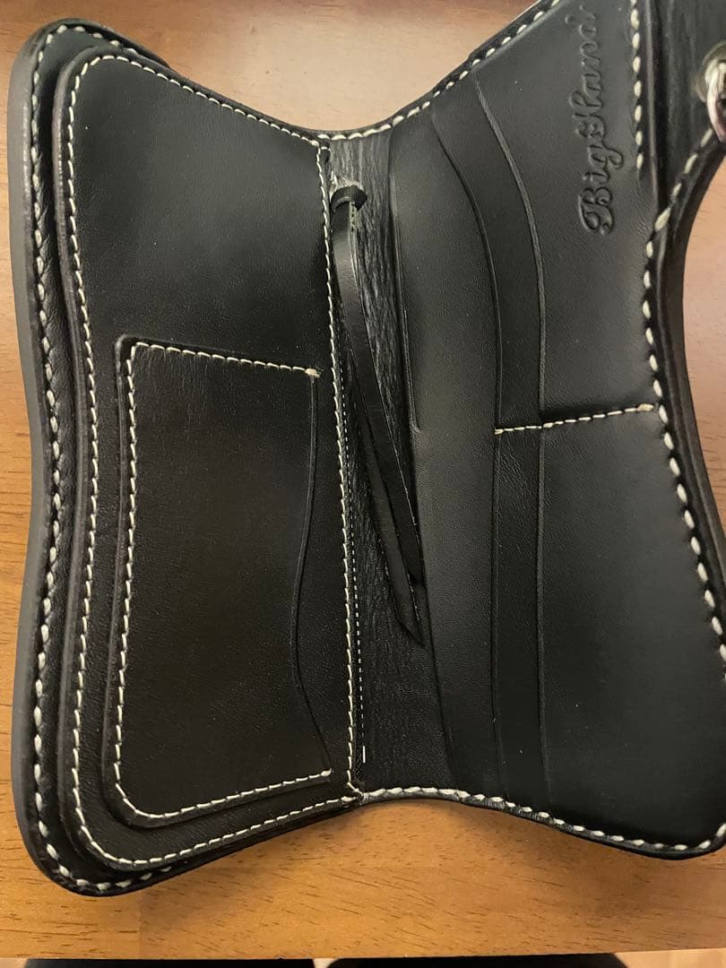 BIGHAND コンチョ付きロングウォレット　長財布