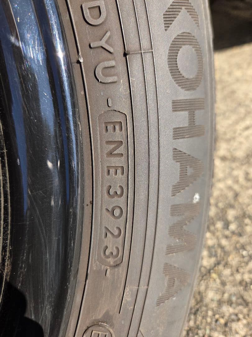 スタッドレス　iceGUARD 6　2023年39週　 4本 175/65R15