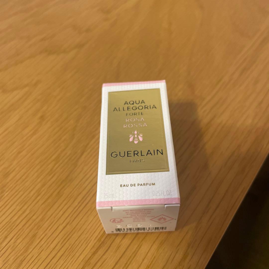 GUERLAIN ゲランアベイユロイヤル ダブル Rアイセラム