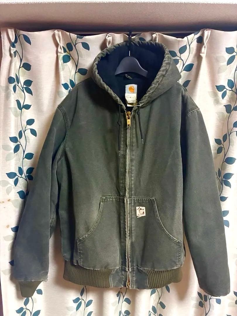 Carhartt アクティブジャケット モスグリーン Mサイズ 最終値下げです‼️