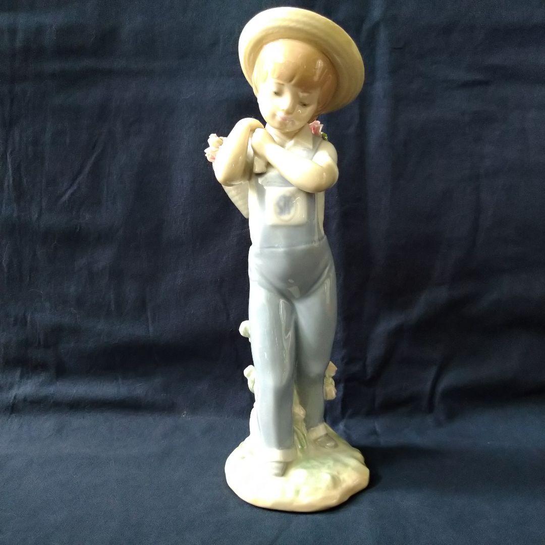 ＊リヤドロのかわいい男の子＊「カゴいっぱいのバラ」＊箱入り