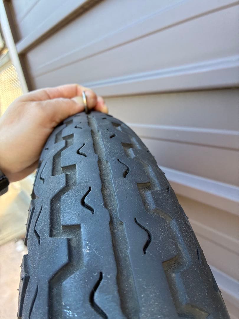 カワサキ　kz650 ザッパー　前後スポークタイヤ