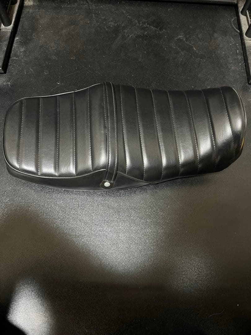 美品　XJR400R タックロールシート