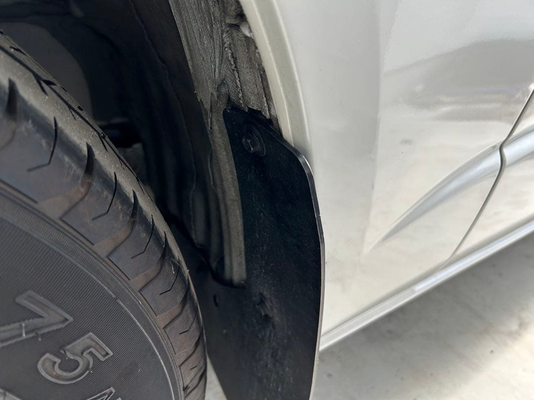 ハイエース TRD マッドフラップ 4枚セット ブラック マッドガード