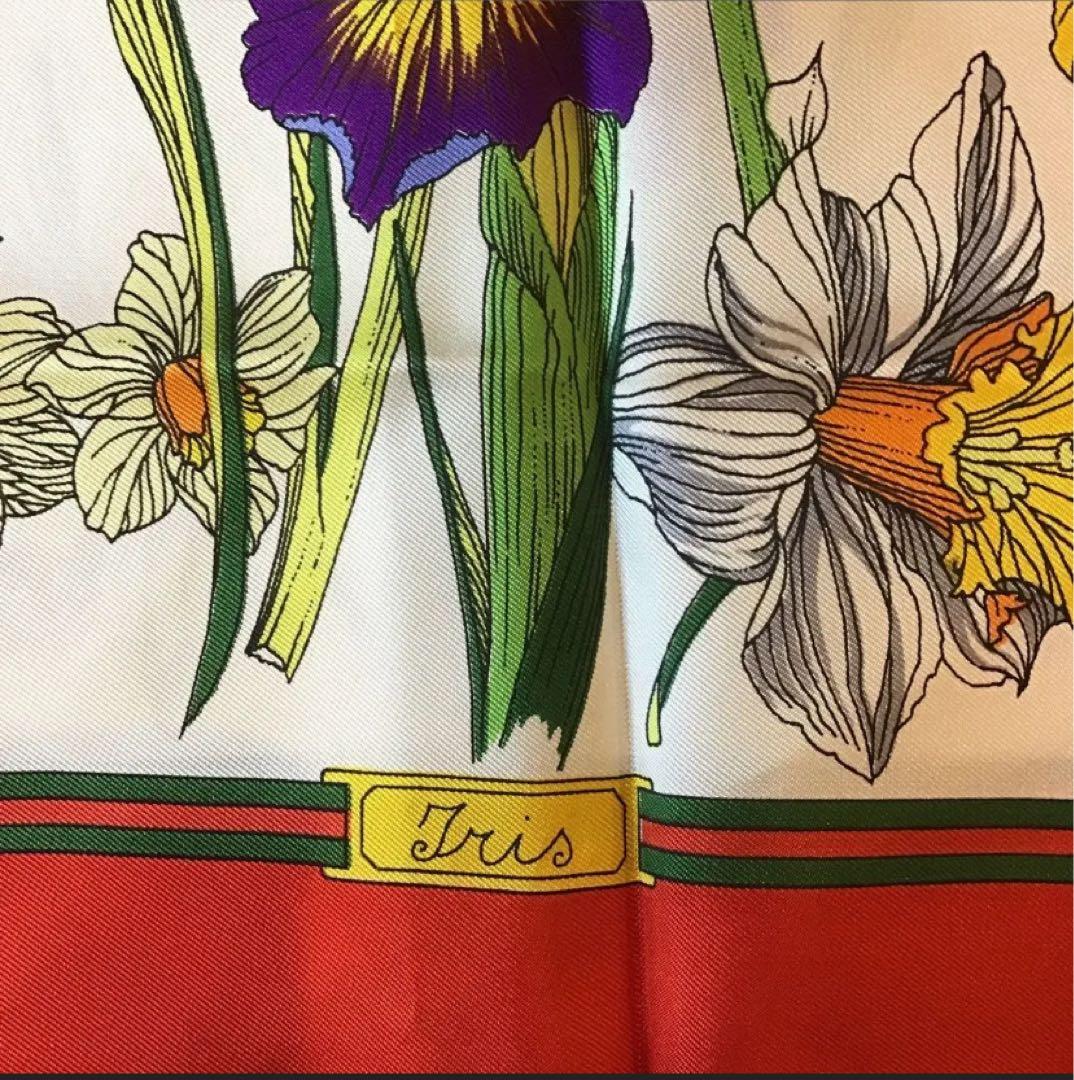 グッチ　GUCCI フローラ　アイリス　シルクスカーフ　花柄　ビンテージ　赤　虫