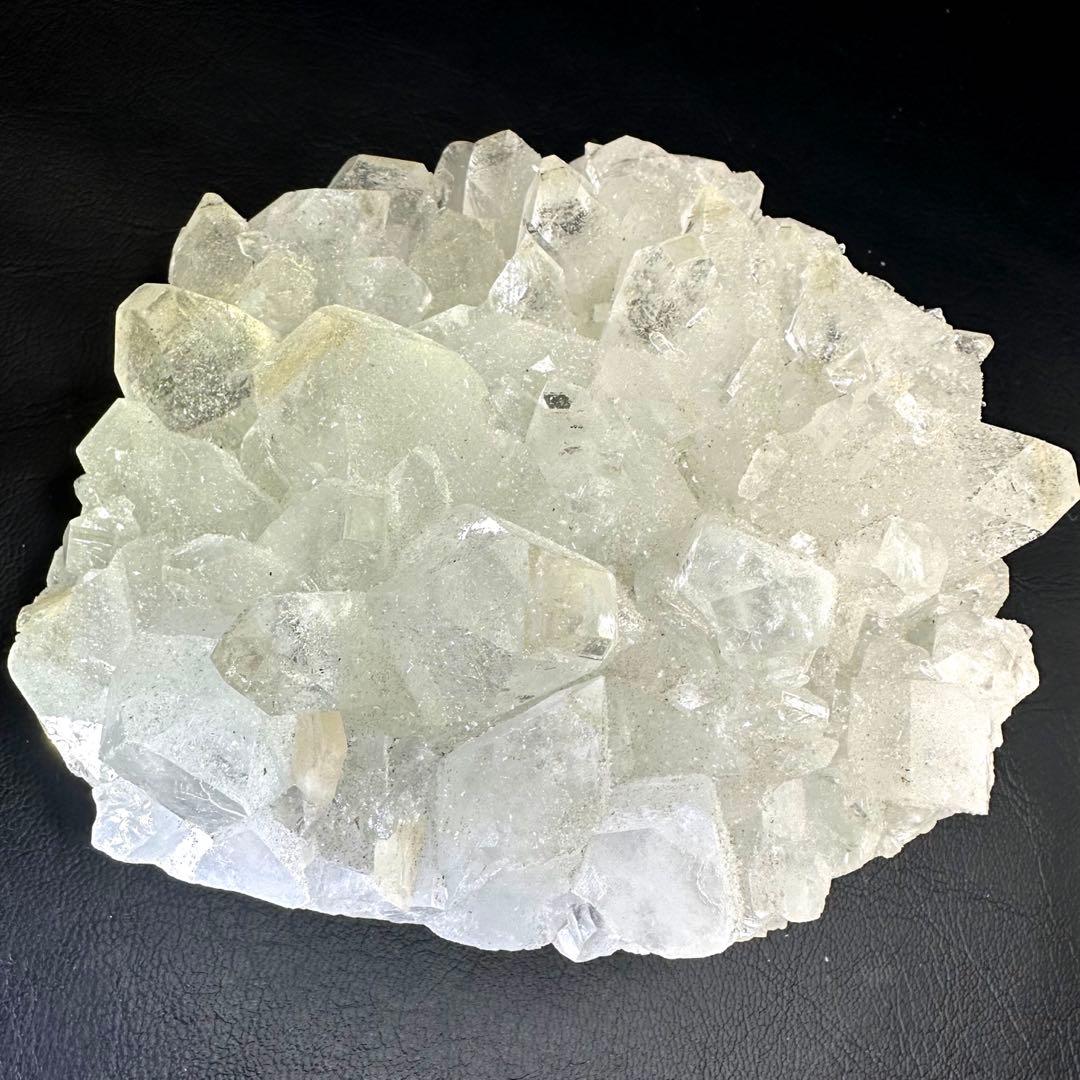 5A級天然石 アポフィライト 虹☆綺 麗☆キラキラ インド産の魚眼石A709