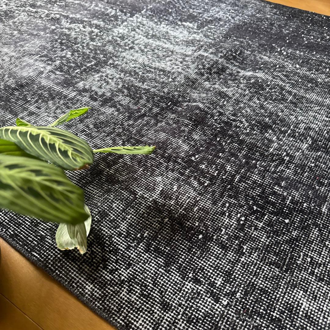 110×203 ブラックグレイオーバーダイ　ワンカラー　トルコヴィンテージラグ