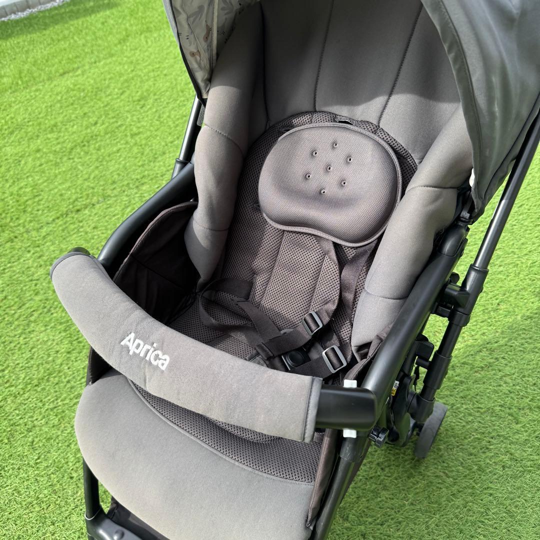 22年モデル　Aprica アップリカ カルーンエアーメッシュAB グレー