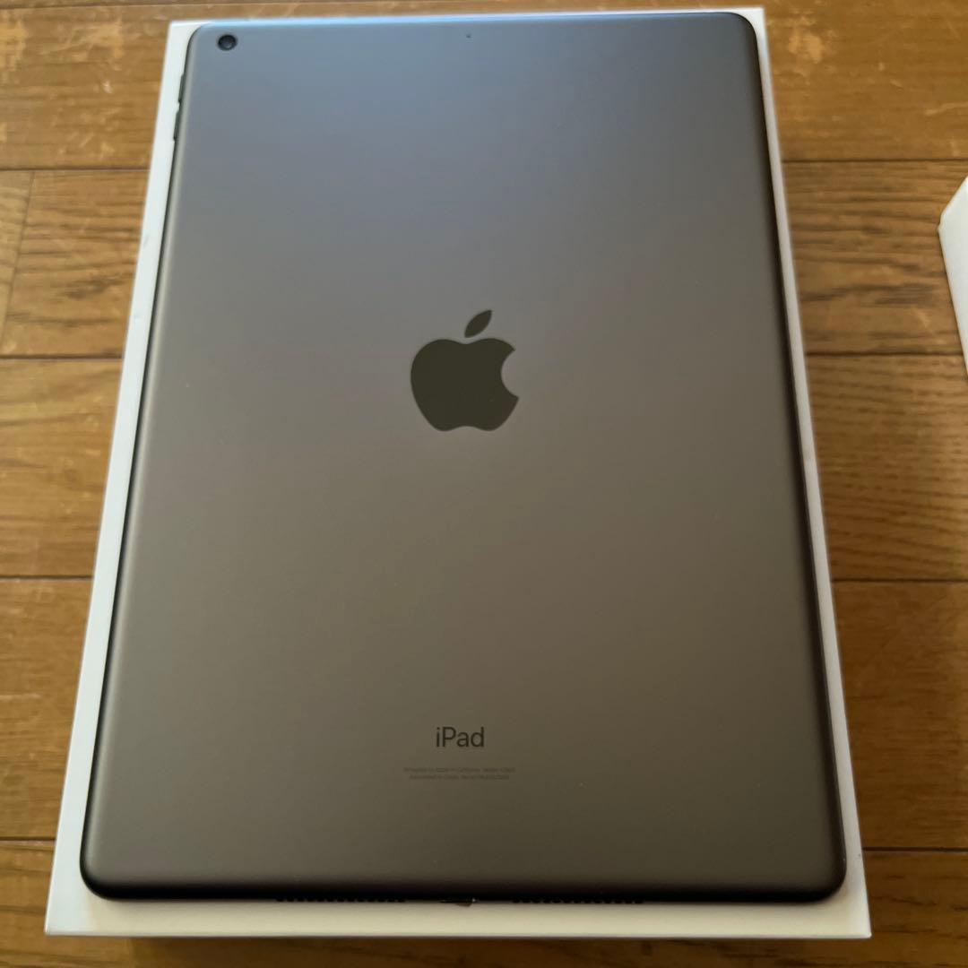 【おまけケース付き】iPad 第9世代 64GB スペースグレイ
