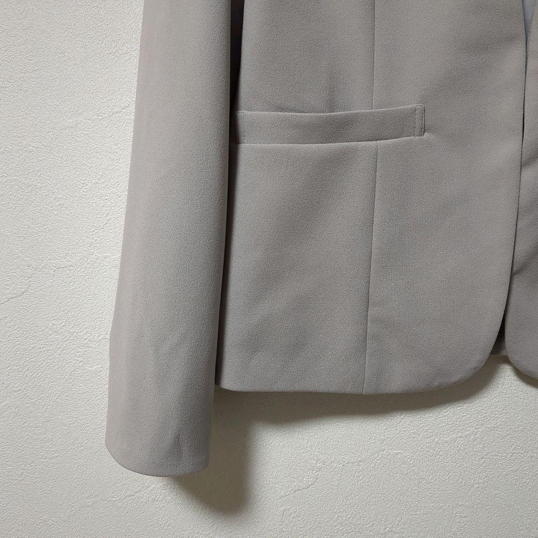 洗えて動けるワーママスーツ!!ノーカラージャケット+テーパードパンツLグレージュ