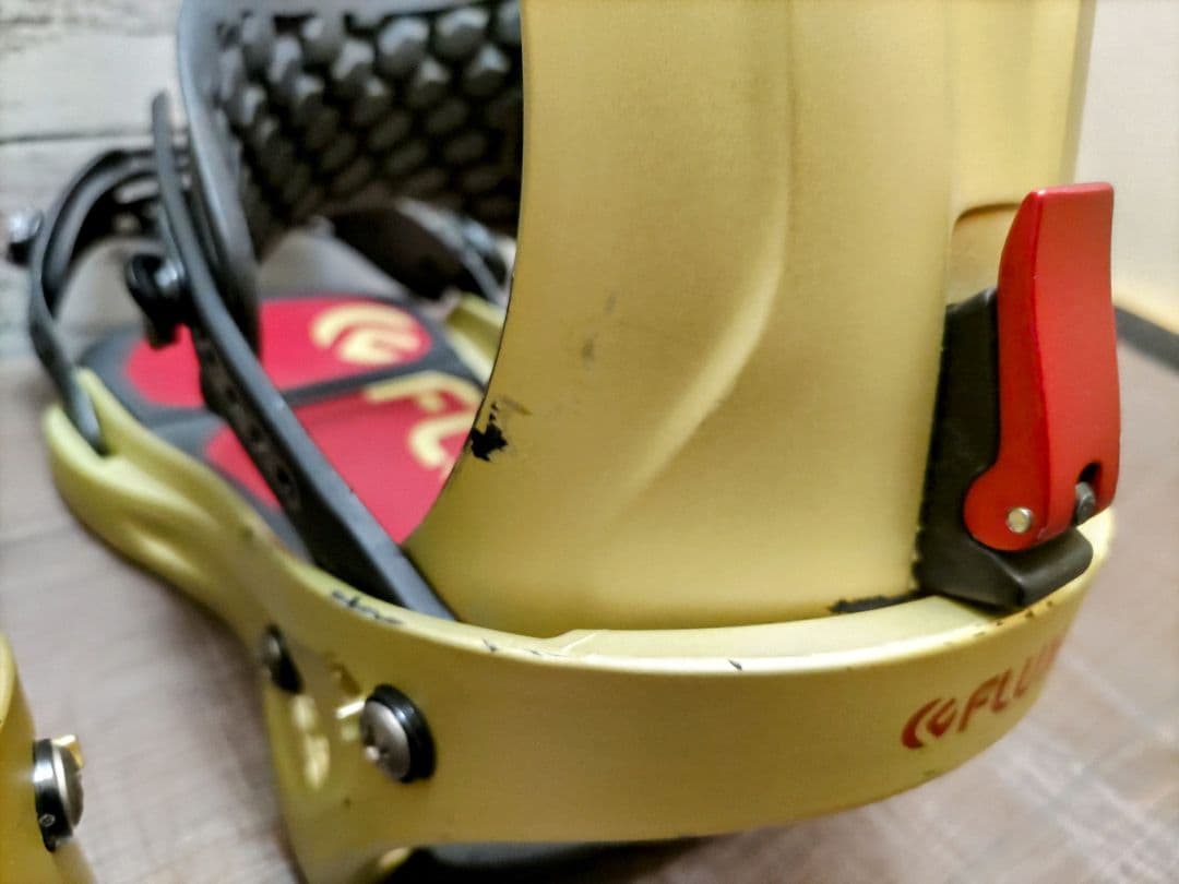 FLUX XV ゴールド メダル Mサイズ