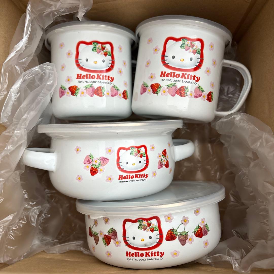 キティ　いちご　ホーロー　保存容器　鍋　マグカップ