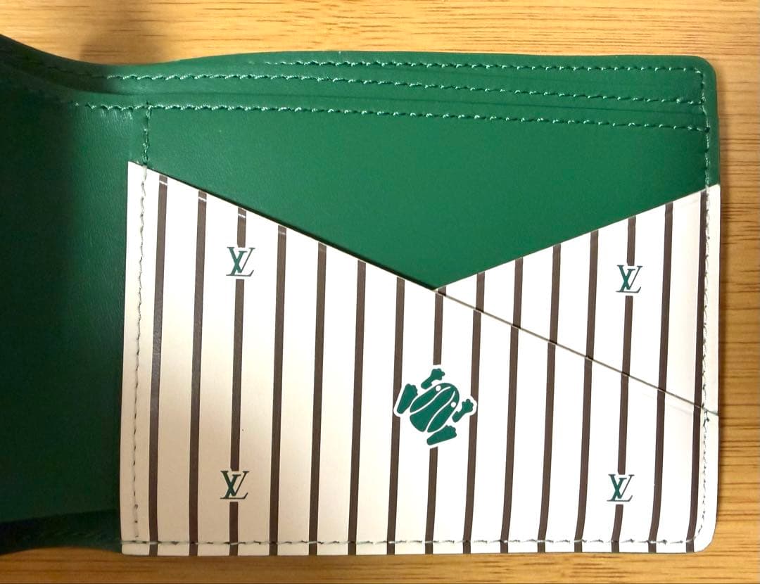 Louis Vuitton エピレザー 二つ折り財布 PF MULTIPLE