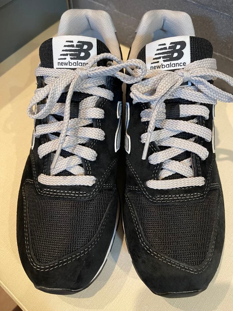 【新品】ニューバランス　スニーカー　24.5cm