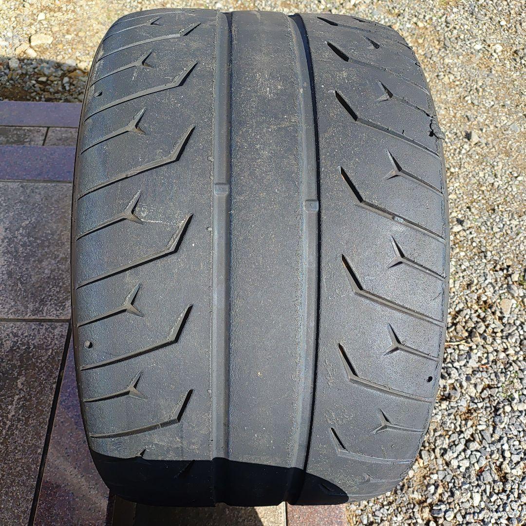 タイヤ・ホイール CONTINENTAL EXTREMECONTACT 335/30ZR18