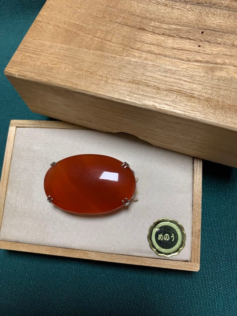 天然石瑪瑙帯留桐箱入