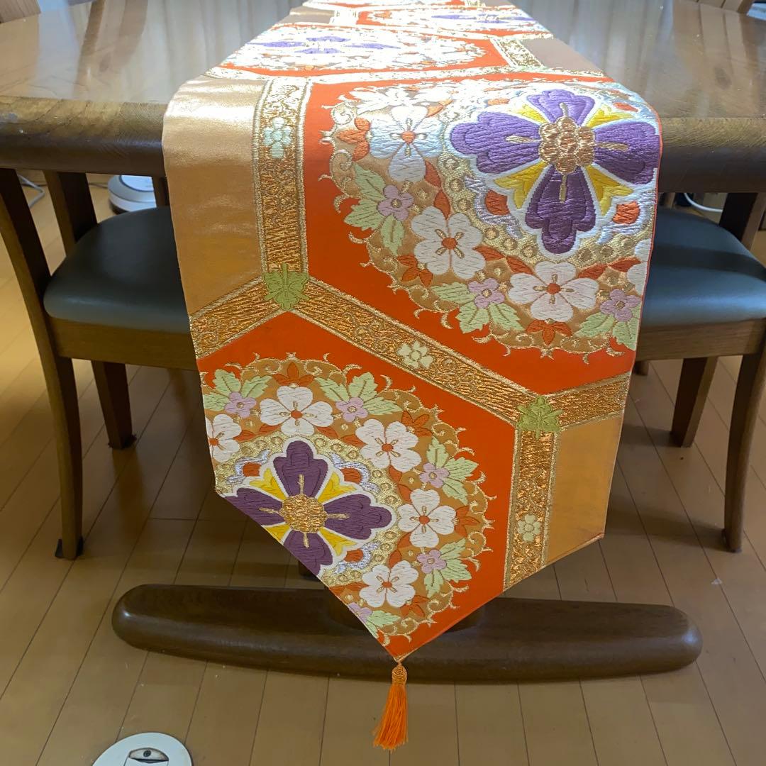 table runner 「華満開」　帯リメイク　正絹