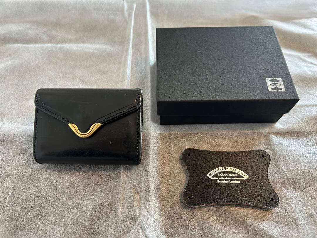 池之端銀革店 財布 cramp ブラック