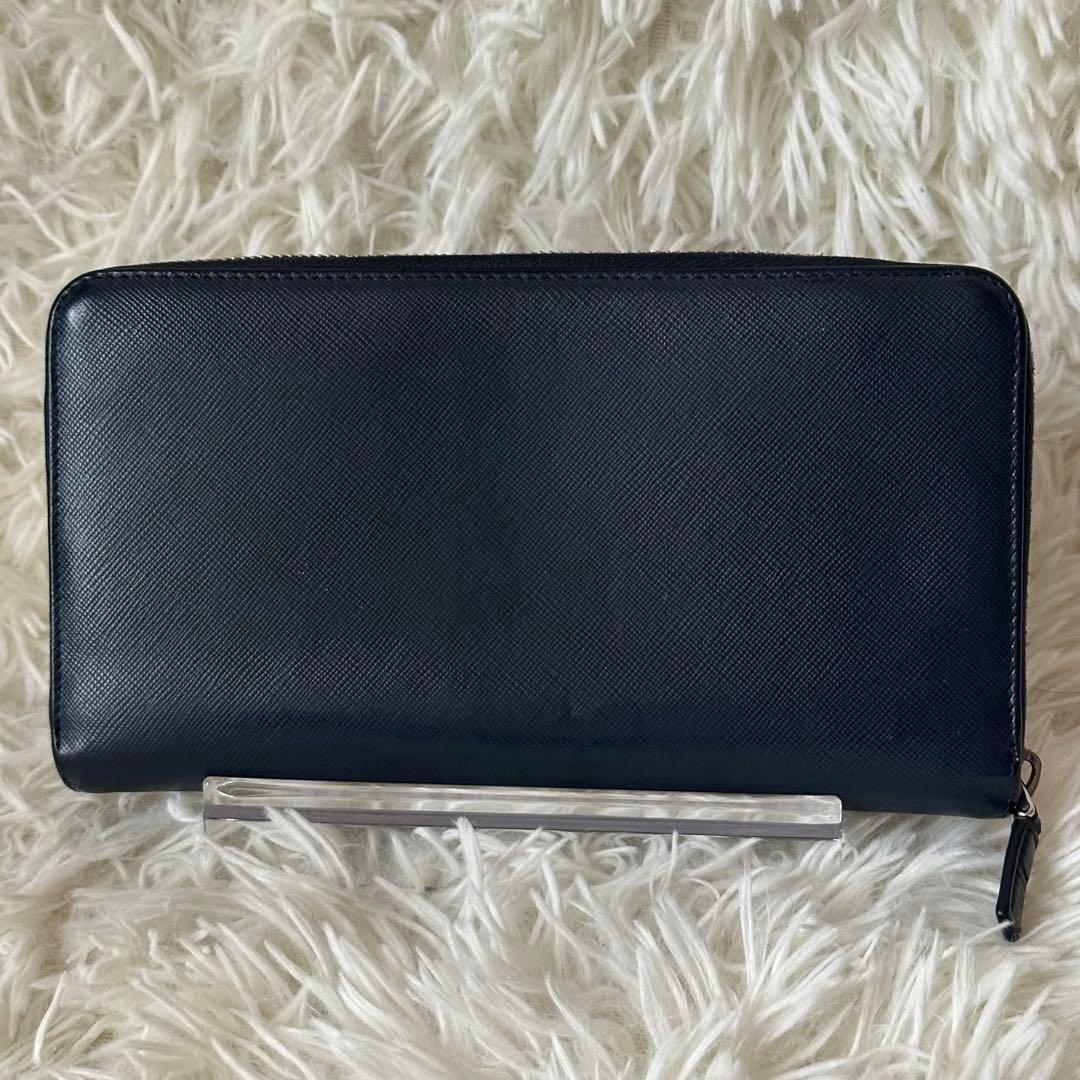 プラダ ラウンドジップ 長財布 サフィアーノレザー 型押し ネイビー ロゴ