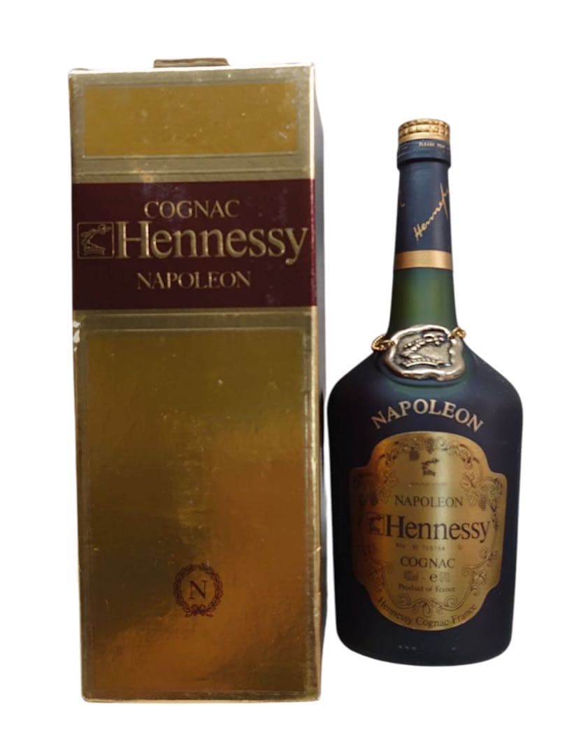 ヘネシー ナポレオン コニャック 金キャップ 700ml 40%　箱付