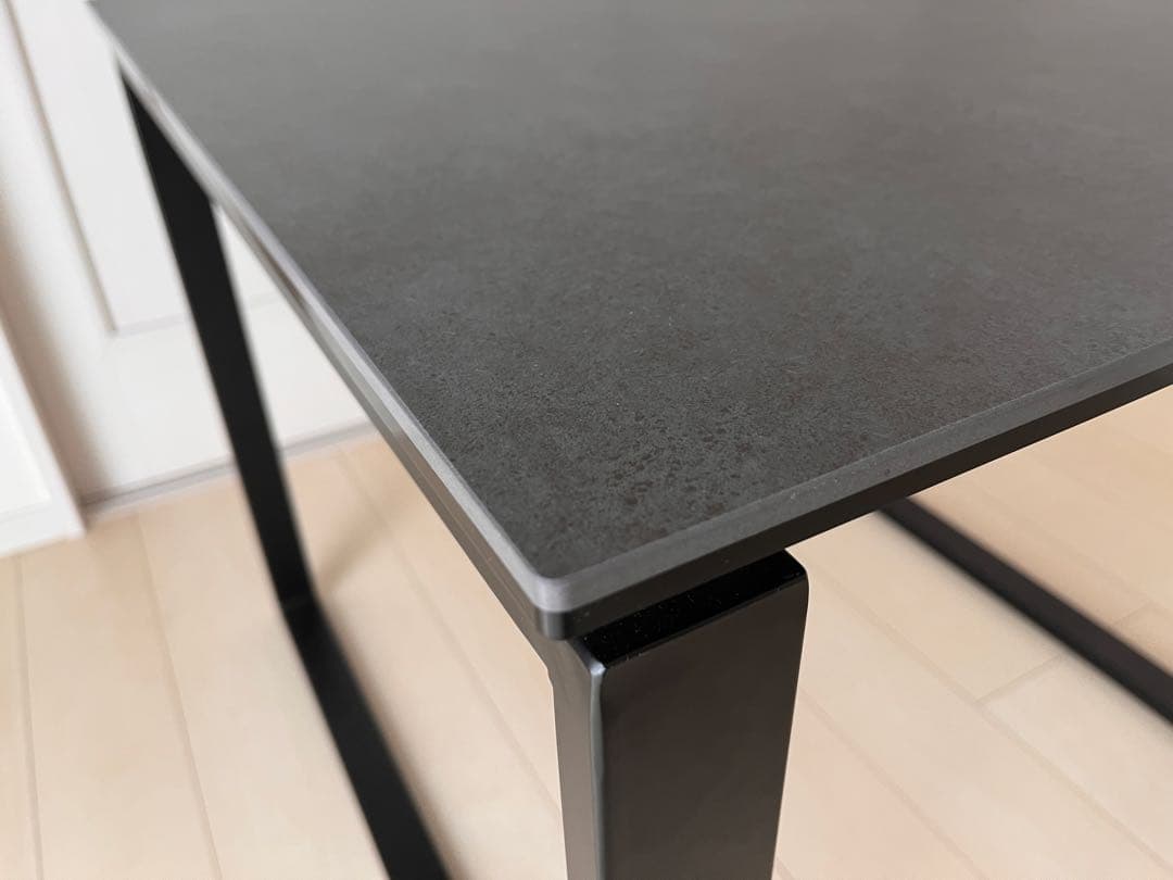 ニトリ　セラミックダイニングテーブル　セーラル　85センチ