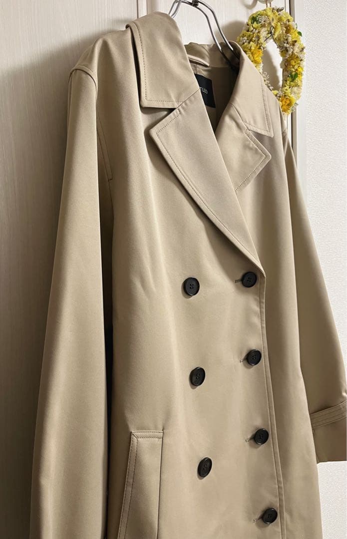 はな　通勤トレンチコート大きいサイズ48/5L定価4.2万円 訳あり