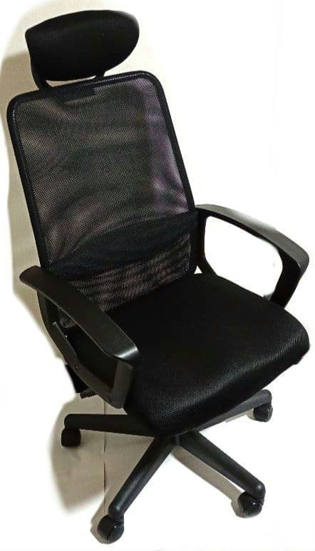 ヘッドレスト付ハイバックメッシュチェア　ドウシシャ　ブラック　新品未使用