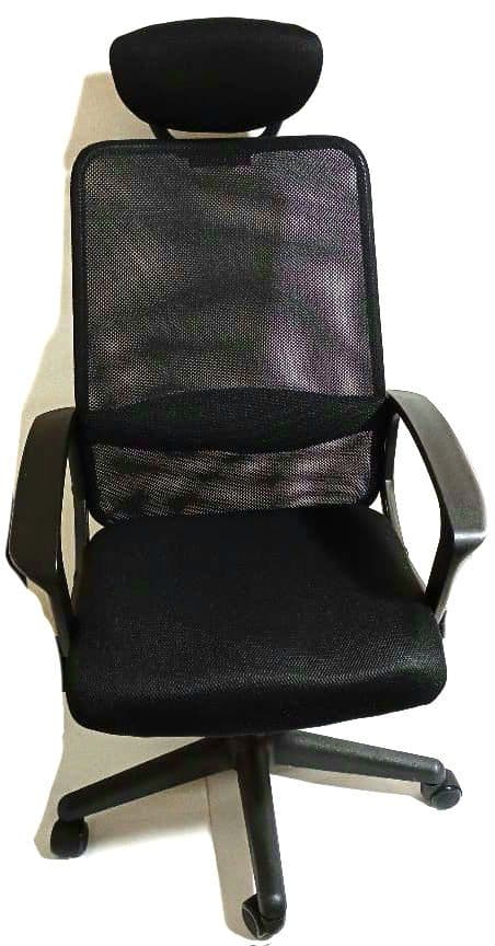 ヘッドレスト付ハイバックメッシュチェア　ドウシシャ　ブラック　新品未使用