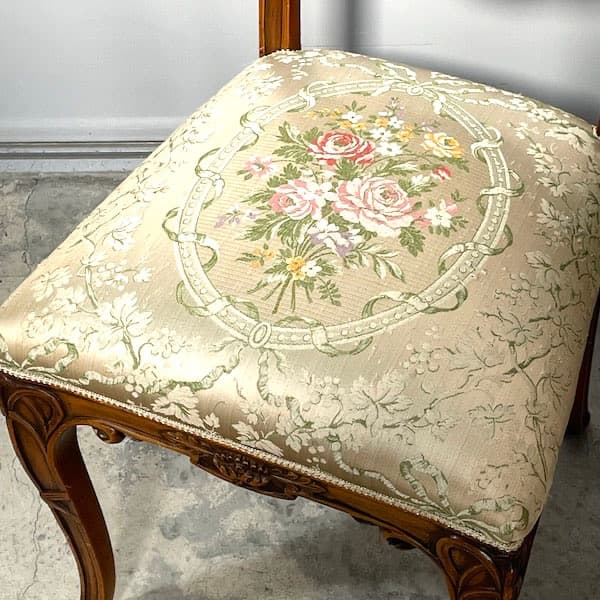 フランスアンティーク　ダイニングチェア　飾り椅子　ドレッサーチェア