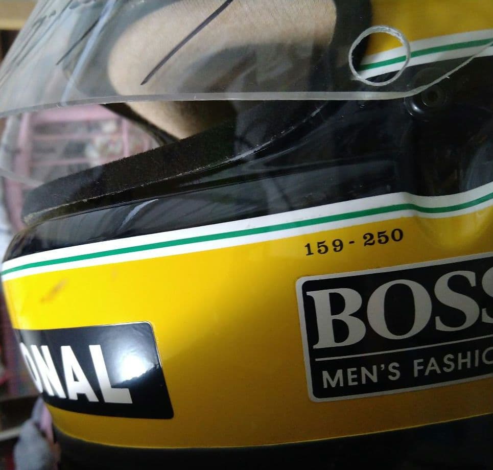 【レア】限定250個 BELL アイルトン・セナ 直筆サイン ヘルメット