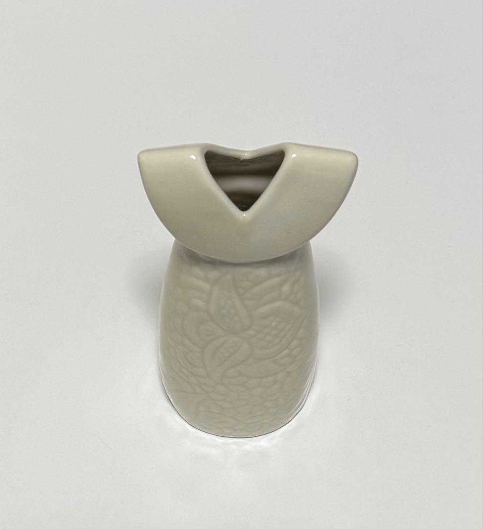 Lisa Larson リサラーソン　花のために　限定　ドレス　花瓶　ホワイト