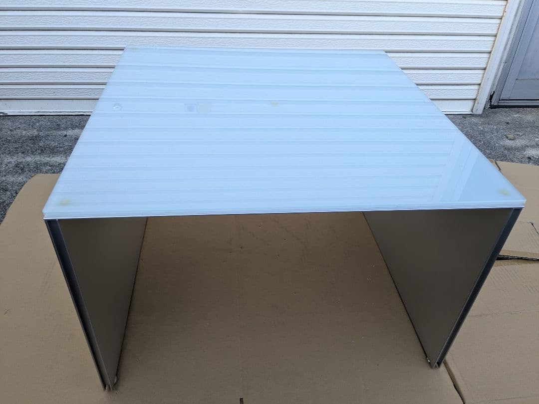 カッシーナ イクスシー エアフレーム ガラス天板 ローテーブル