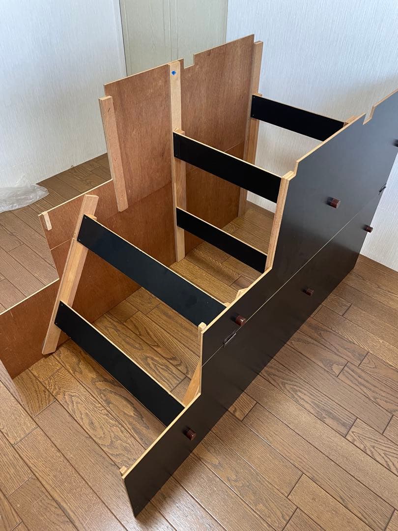 和風 3段 飾り棚 畳敷き 黒色 漆塗り風 骨董品 民芸家具　五月人形